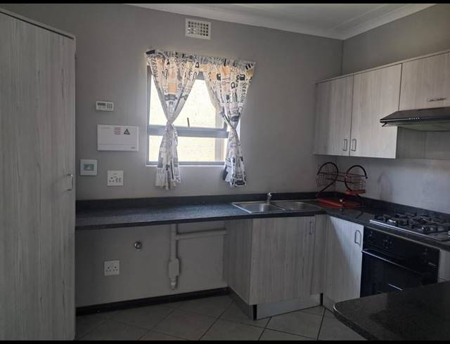 3 BEDROOM PROPERTY TO RENT IN NORTON'S HOME ESTATE